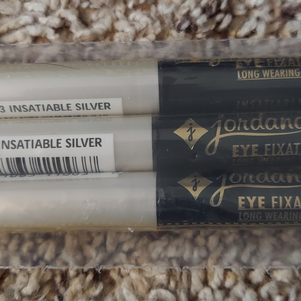 Jordana eye fixation